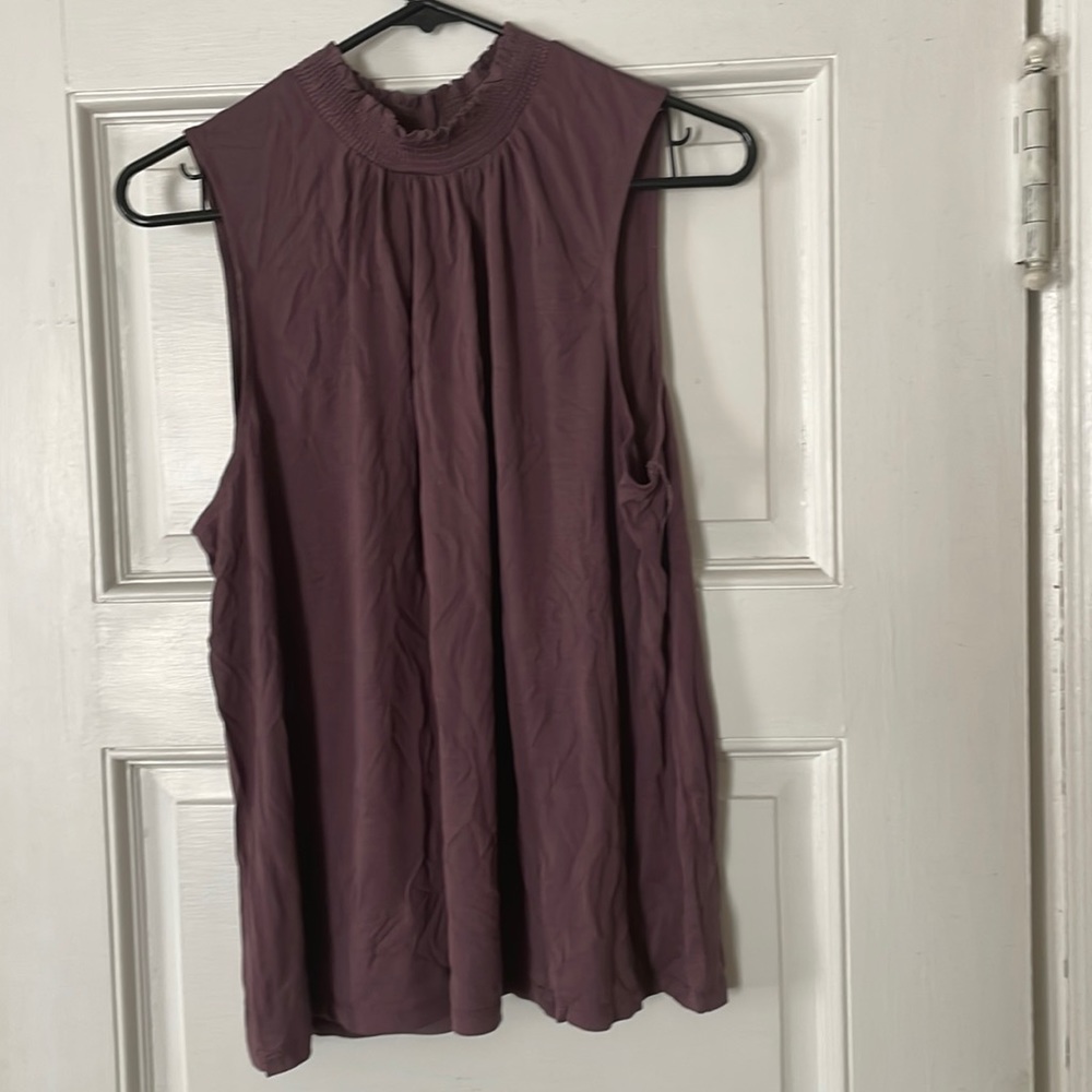 Light purple evereve tank